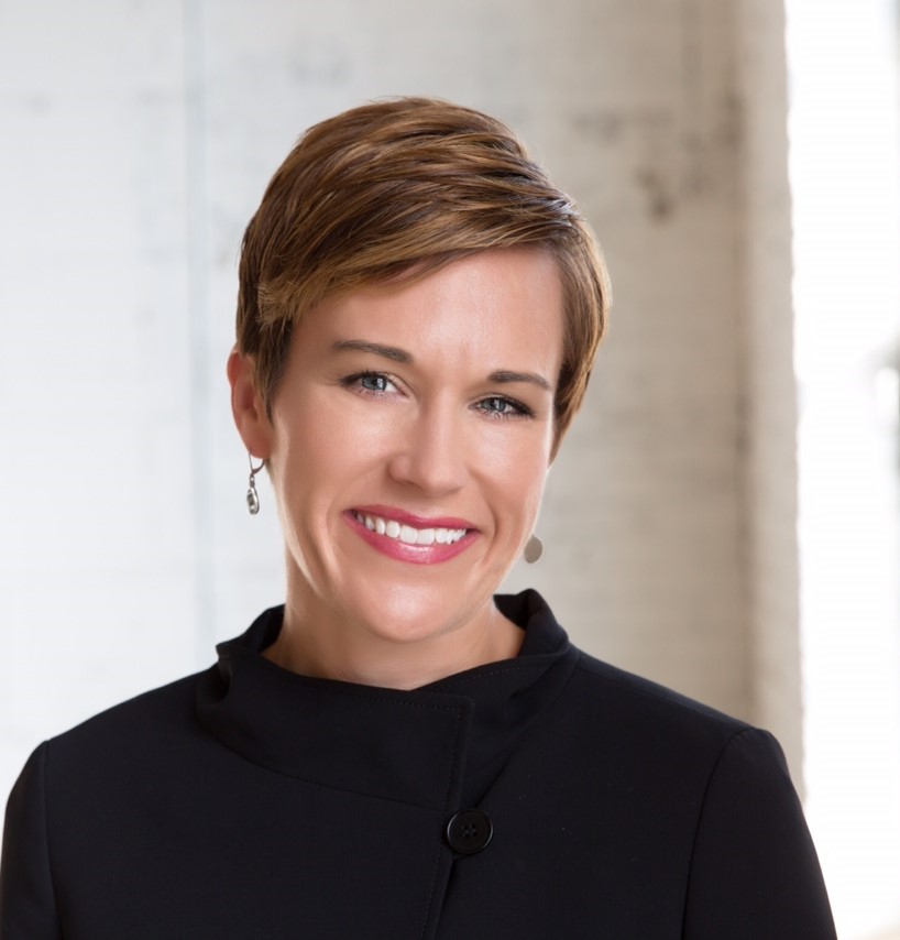 Beverly Flores, an expert leadership coach for burnout, offering strategic consulting.